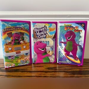 Barney’s VHS Lot Of 3 Adventure Bus, Musical Castle Live, Beach Party Clamshell